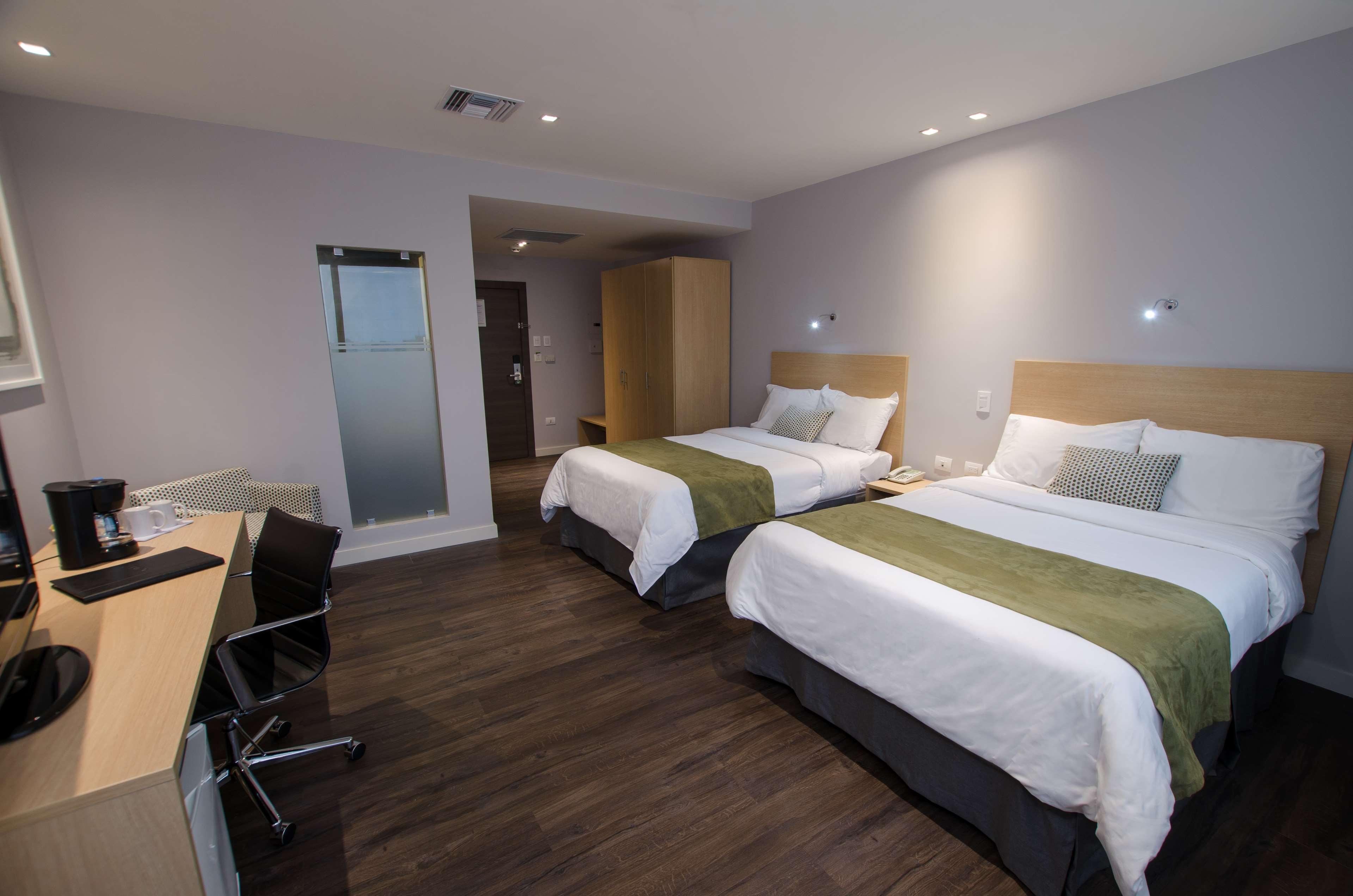 Unipark By Oro Verde Hotels جواياكيل المظهر الخارجي الصورة