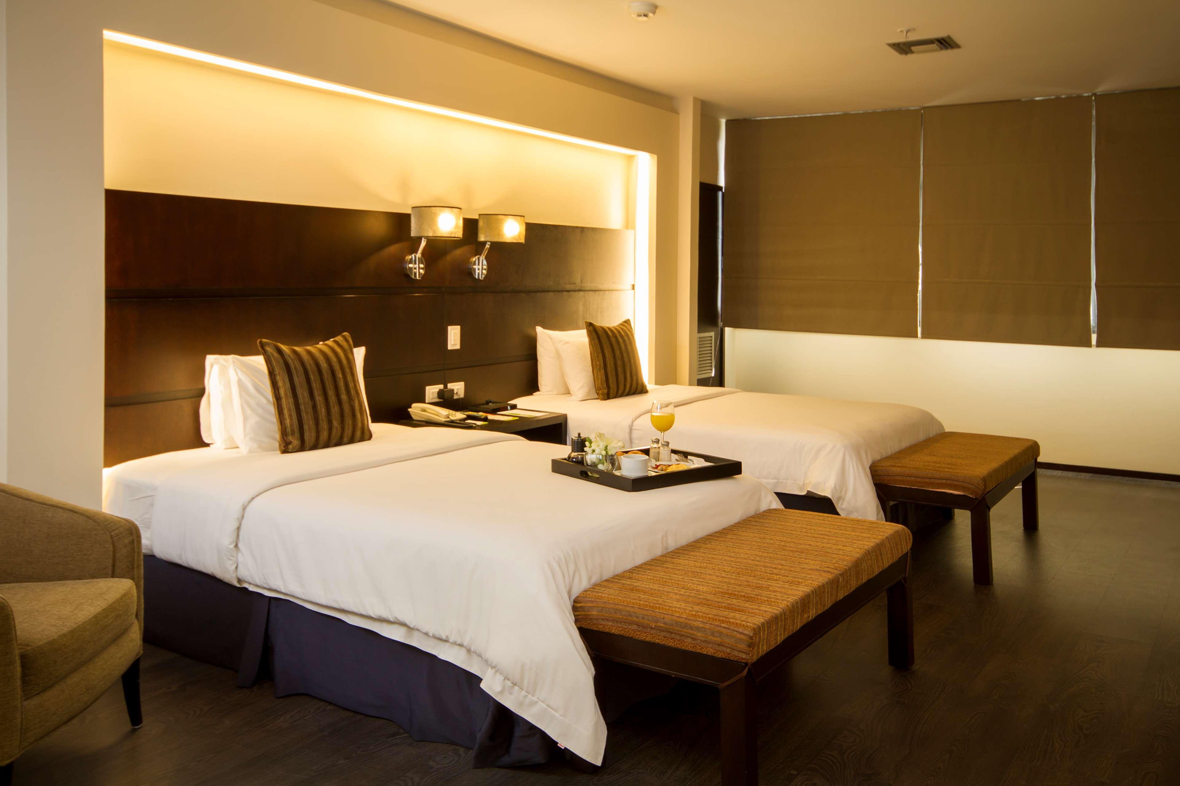 Unipark By Oro Verde Hotels جواياكيل المظهر الخارجي الصورة
