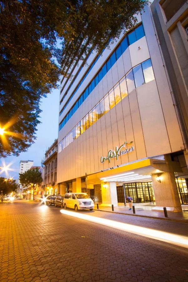 Unipark By Oro Verde Hotels جواياكيل المظهر الخارجي الصورة