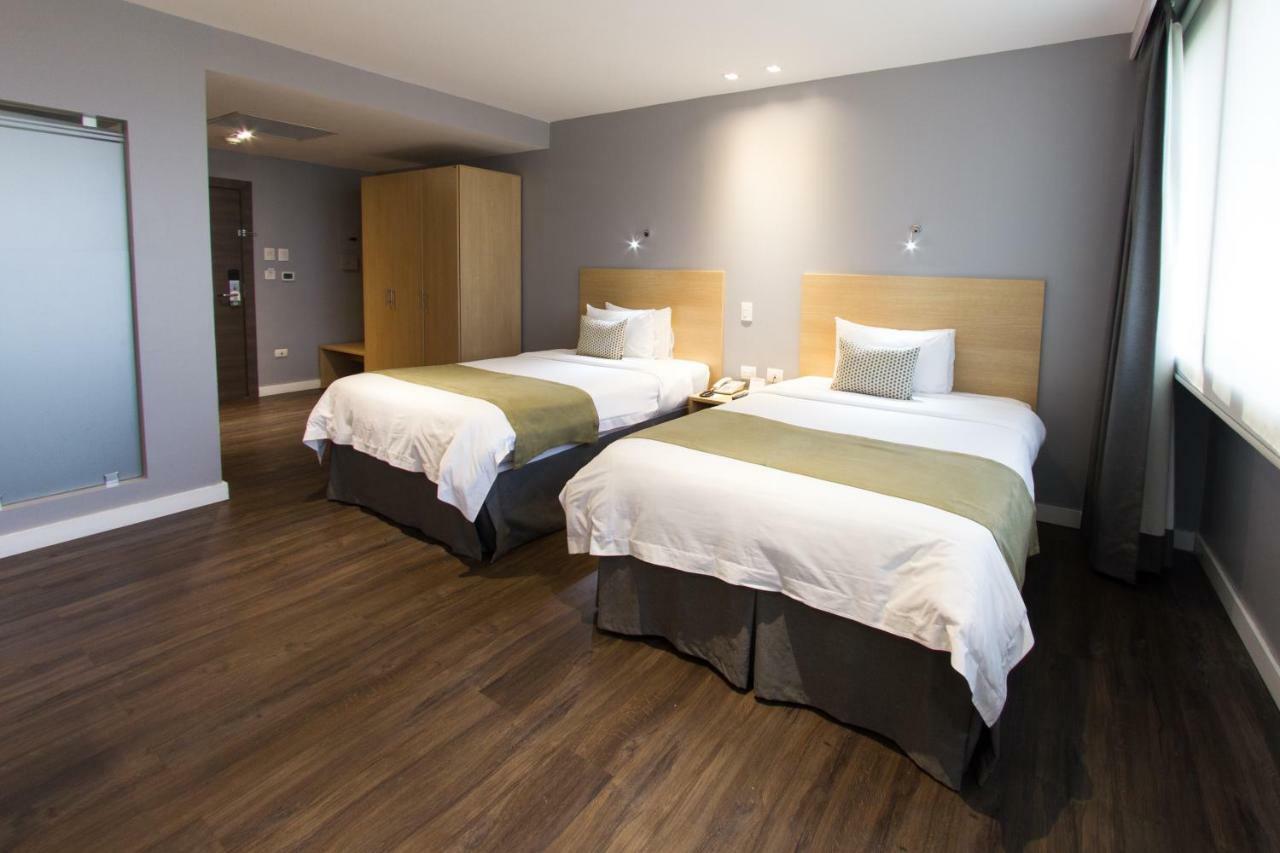 Unipark By Oro Verde Hotels جواياكيل المظهر الخارجي الصورة