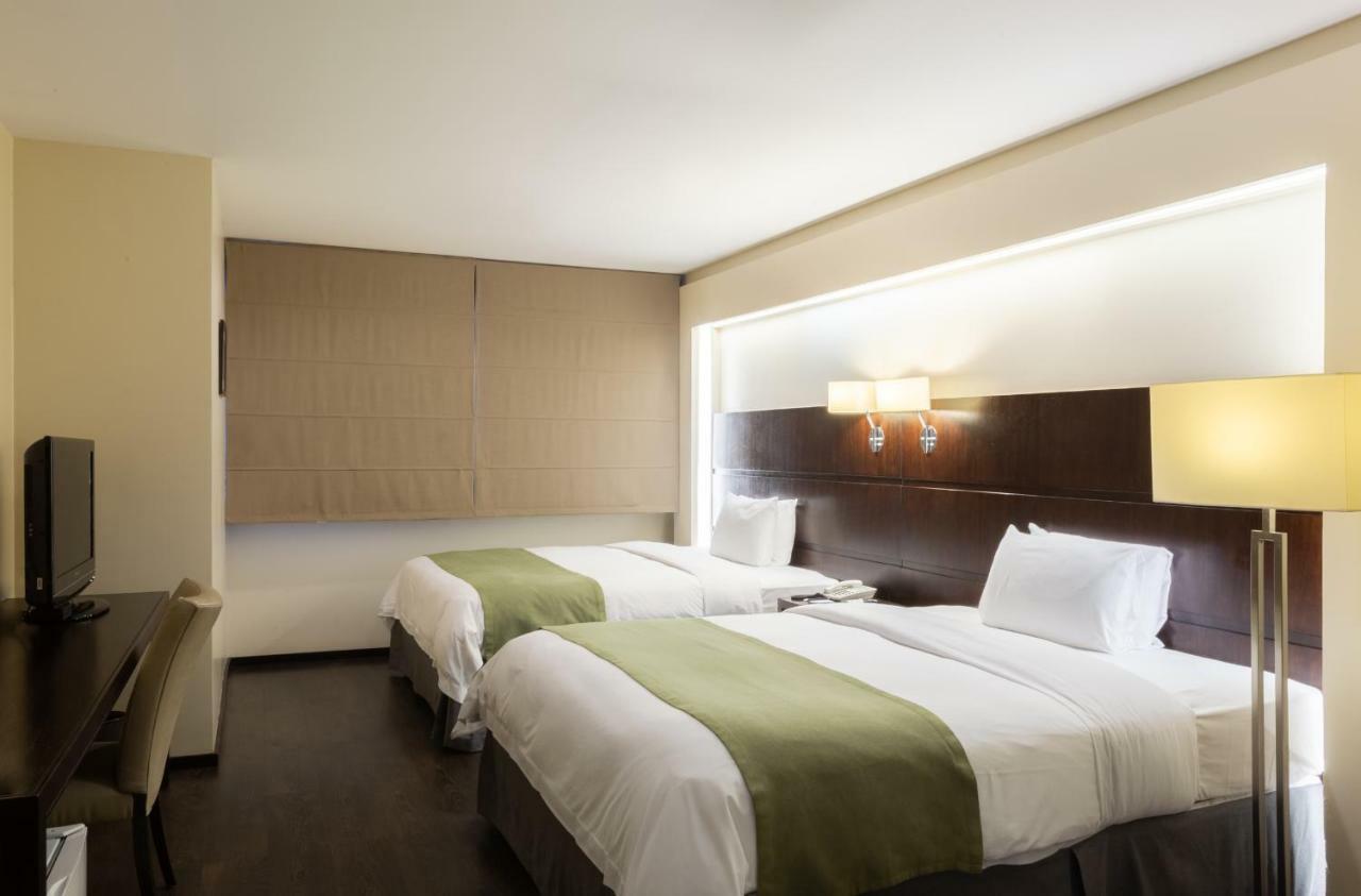 Unipark By Oro Verde Hotels جواياكيل المظهر الخارجي الصورة